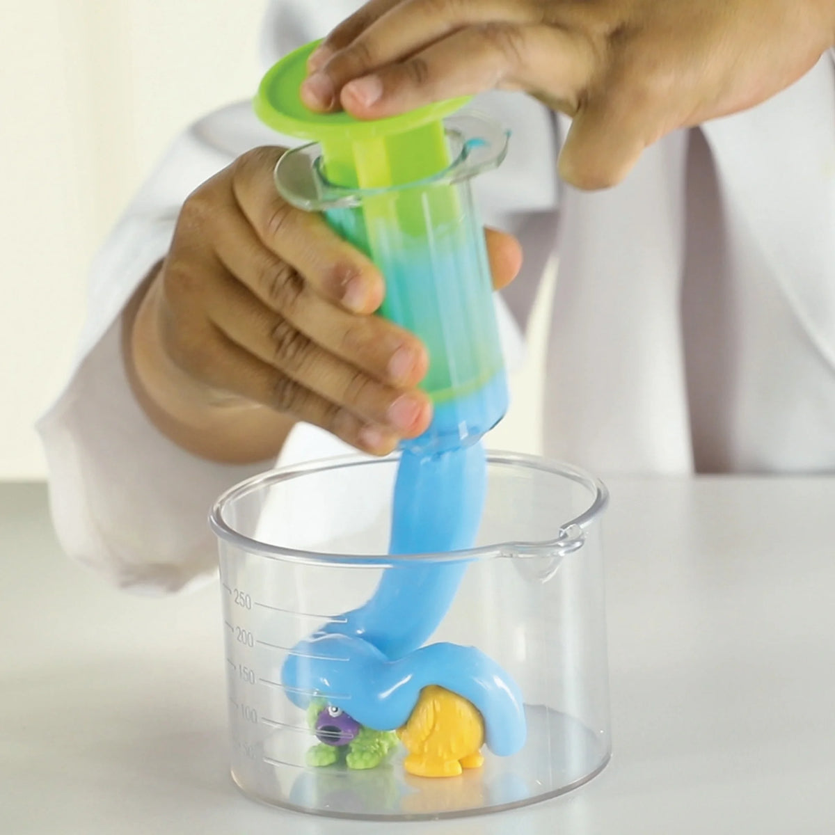 Beaker Creatures Alien Experiment Lab 